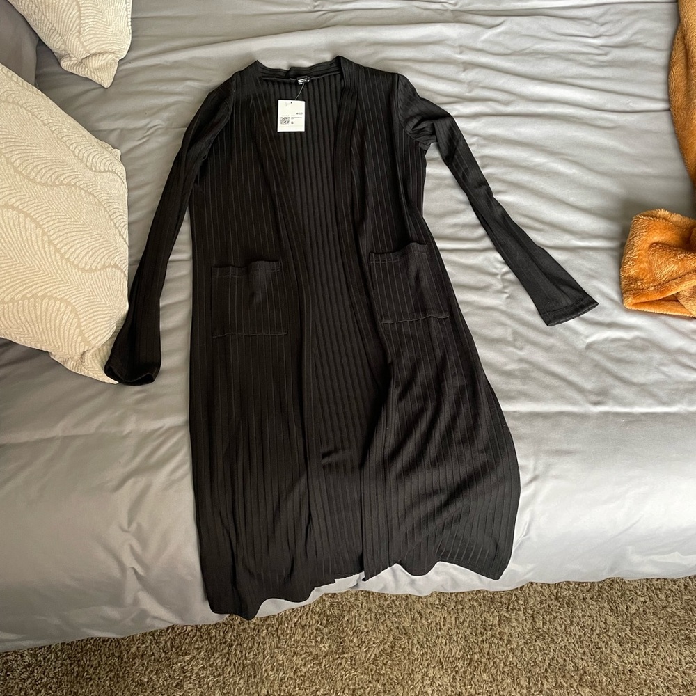 Forever 21 black cardigan
